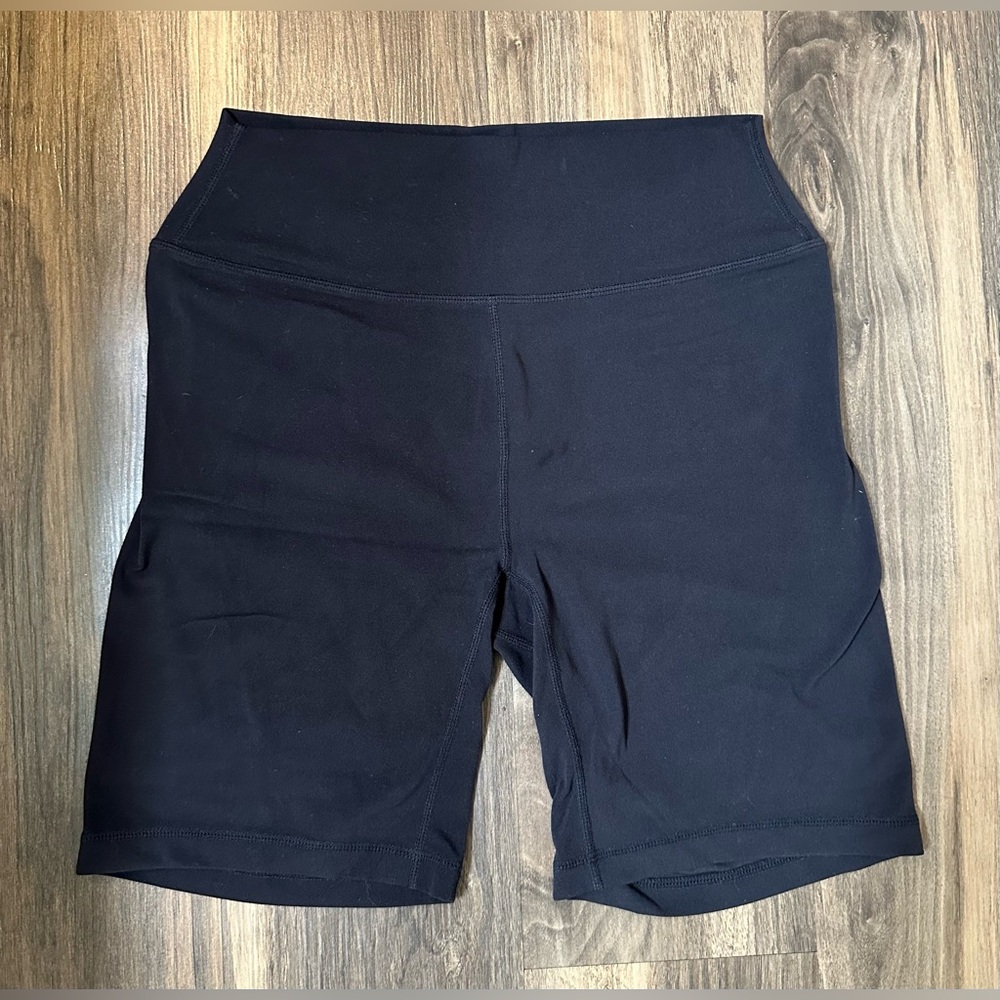 Stori Shorts
